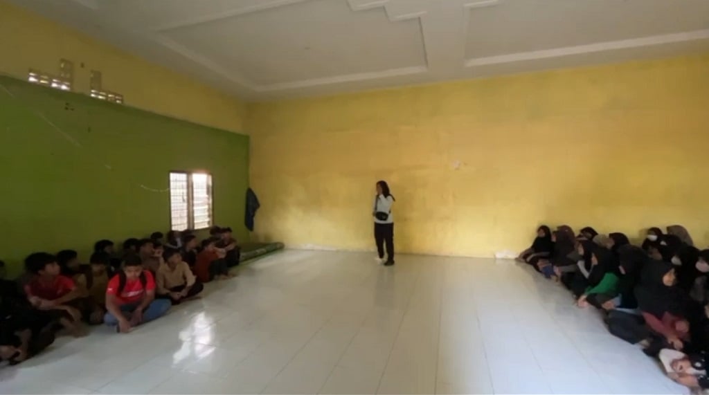 98 Sekolah di Aceh Beroperasi Hari Ini usai Dibersihkan Polri dan Masyarakat