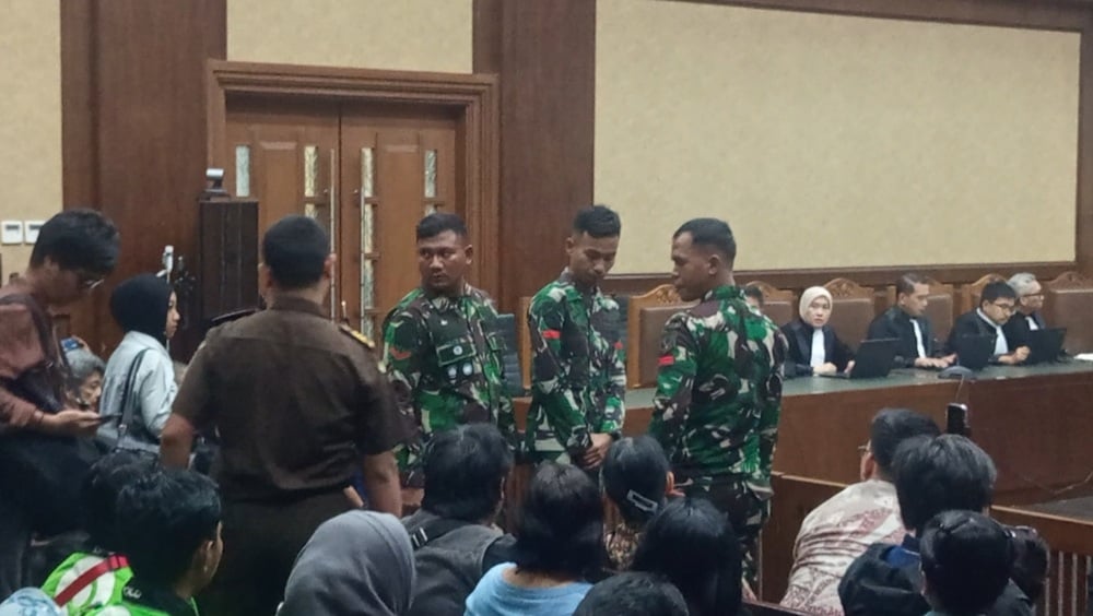 Hakim Tegur 3 Prajurit TNI yang Jaga Sidang Nadiem: Jangan Berdiri di Situ!