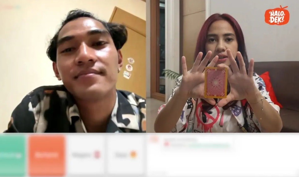 Awalnya Cuma Iseng, Peran Peramal Azia di Halo Dek! EPS 12 Bikin Kaget