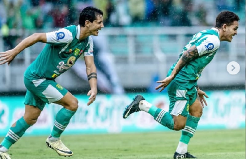 Debut Manis Bernardo Tavares! Persebaya Tekuk Malut United 