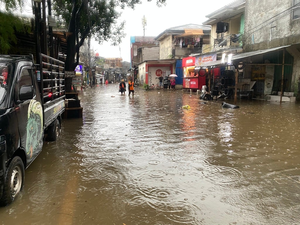 Banjir Jakarta Meluas, 22 RT dan 33 Ruas Jalan Terendam
