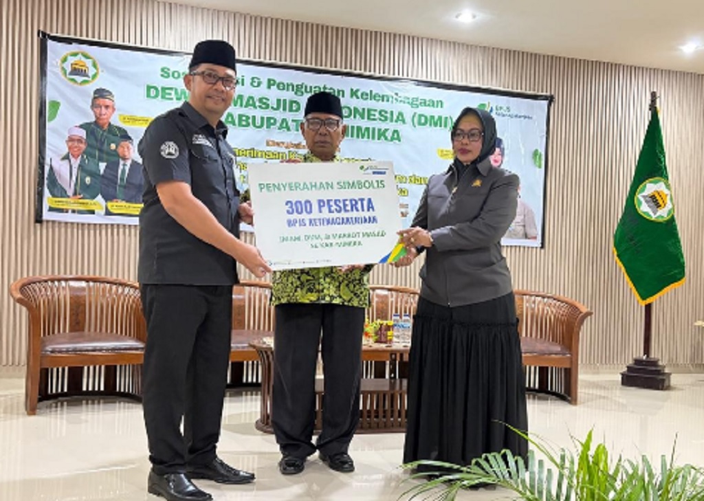 Legislator Perindo Fasilitasi BPJS Ketenagakerjaan bagi 1.000 Takmir Masjid dan Gereja di Mimika