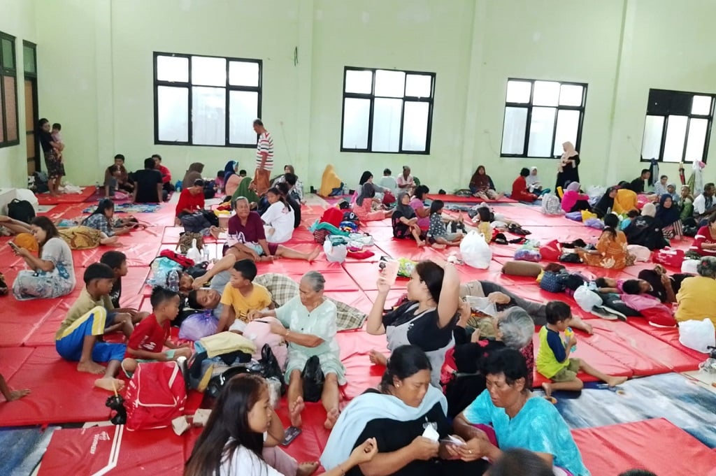 987 Orang Mengungsi Imbas Banjir Pekalongan, Kemensos Dirikan Dapur Umum