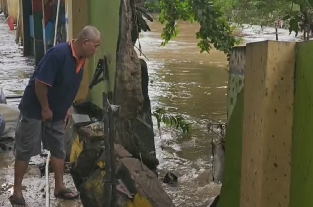 Terungkap! Tembok Jebol Jadi Salah Satu Penyebab Banjir di Pasar Cipulir