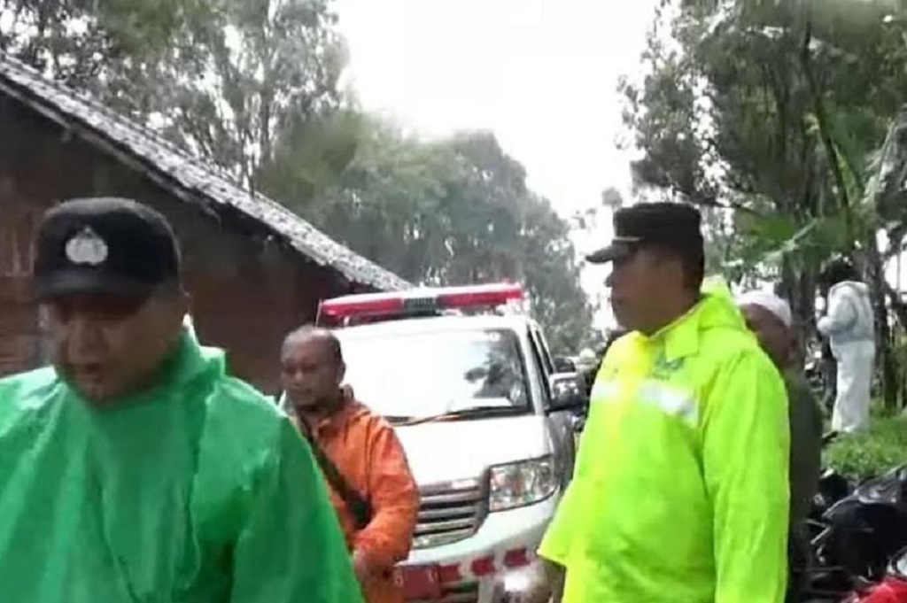 Update Longsor Cisarua Bandung Barat, Tim SAR Temukan 25 Body Pack Korban