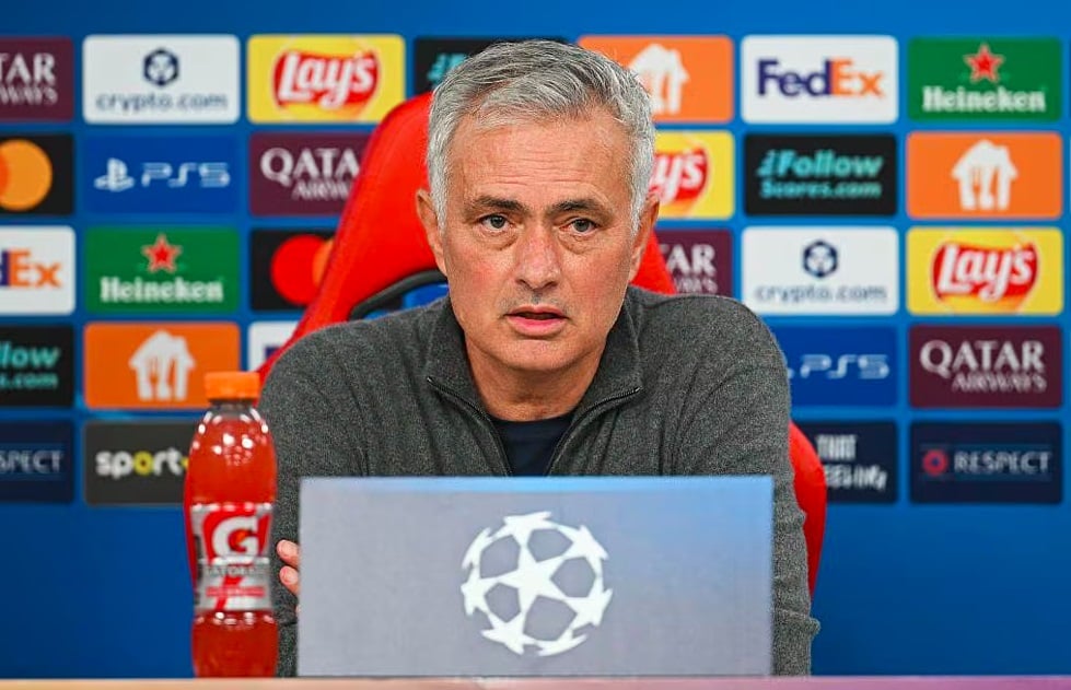 Benfica Libas Real Madrid, Mourinho Sentil Keras Para Pengkritik