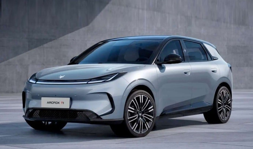 Tambah Amunisi, BAIC Siap Luncurkan Mobil Listrik Arcfox T1