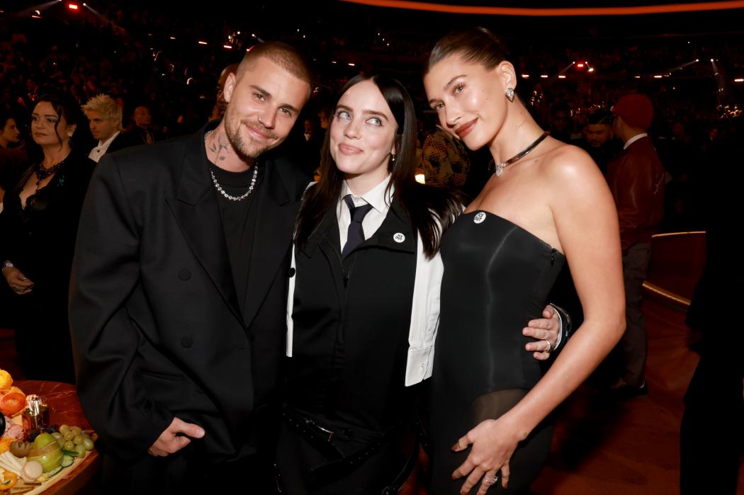 21 Artis Pakai Pin ICE Out di Grammy Awards 2026, Billie Eilish hingga Justin Bieber!