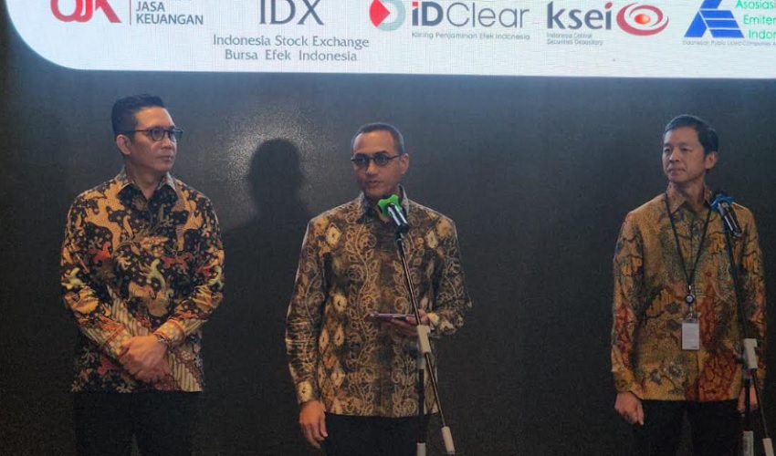 OJK Targetkan Seluruh Emiten Penuhi Aturan Free Float 15 Persen di 2029