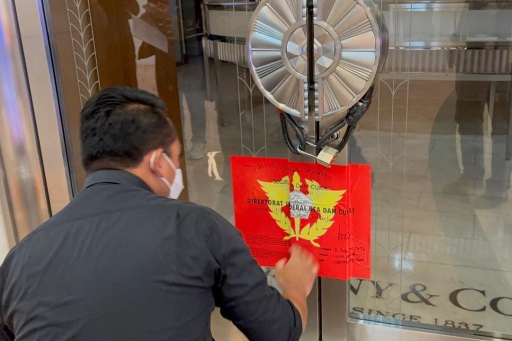 Bea Cukai Segel Toko Perhiasan Tiffany & Co, Purbaya: Impor Ilegal Pasti Ditindak!
