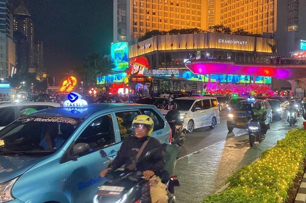Long Weekend, Lalin di Jalan Sudirman-Thamrin Jakarta Padat Merayap