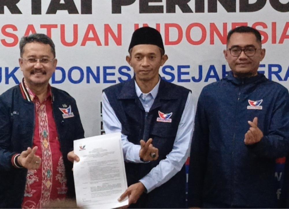 Terima SK Ketua DPW Perindo Jatim, Ahmad Jazuli Optimistis Tembus Senayan 2029
