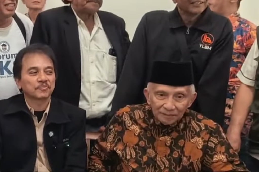 Amien Rais Hadiri Sidang Citizen Lawsuit Ijazah Jokowi di PN Solo