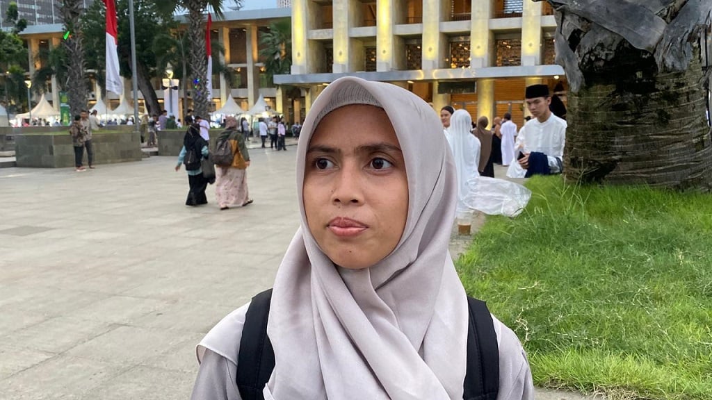 Jemaah asal Brebes Sengaja Datang ke Masjid Istiqlal Demi Salat Tarawih Pertama