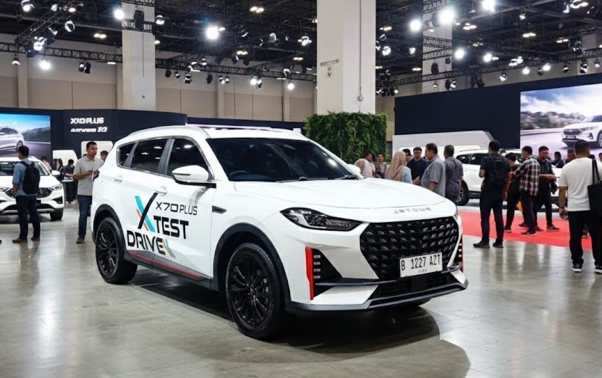Bersaing di Segmen SUV 7 Seater, Jetour Benamkan Teknologi Ini pada X70 Plus
