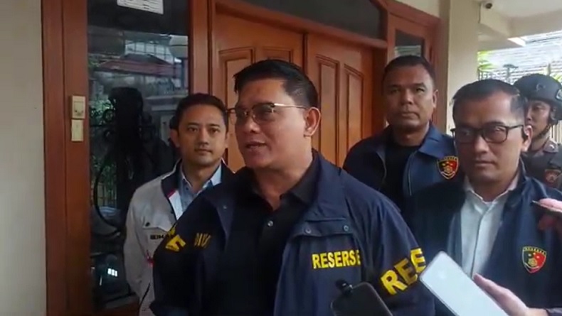 Geledah Rumah Mewah di Surabaya, Bareskrim Sita Sejumlah Dokumen