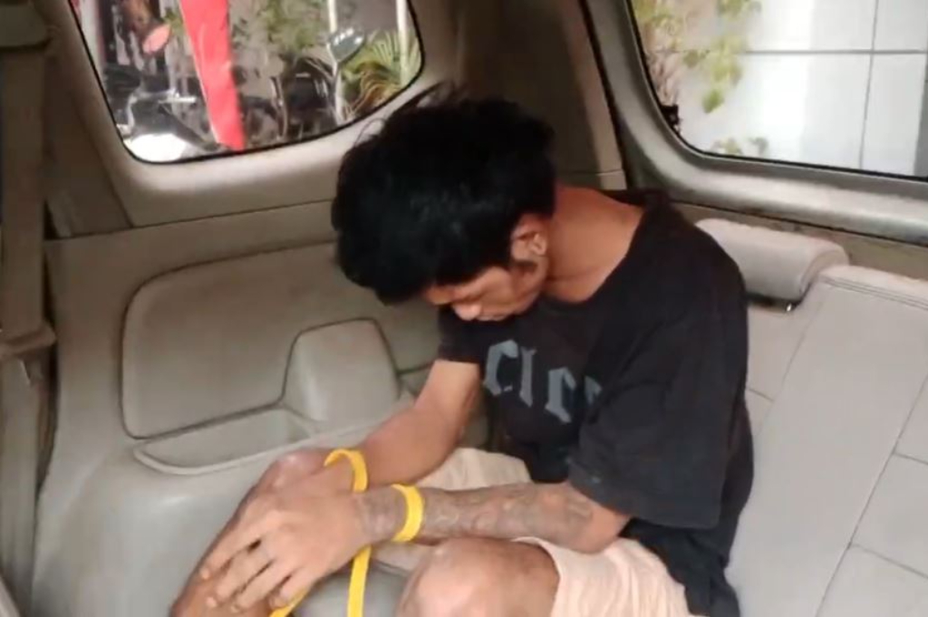 Curi Motor Ustaz di Ponpes, Pemuda di Surabaya Babak Belur Dihajar Massa
