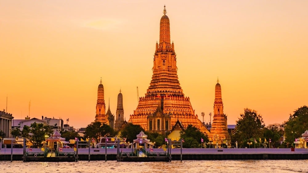 Mengungkap Pesona Bangkok: Dari Ikon Kota hingga Hidden Gems yang Autentik