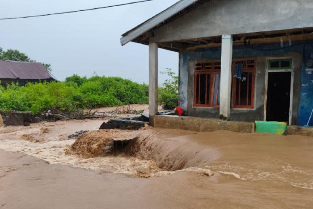 Banjir Terjang Lombok Barat dan Bima NTB, Lebih dari 1.500 Jiwa Terdampak