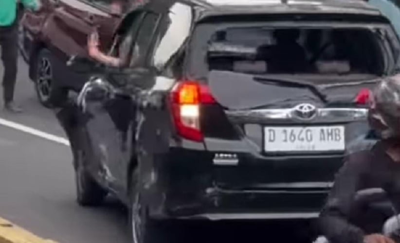 Terungkap, Mobil Lawan Arah di Jakpus Bawa 4 Pelat Nomor Palsu