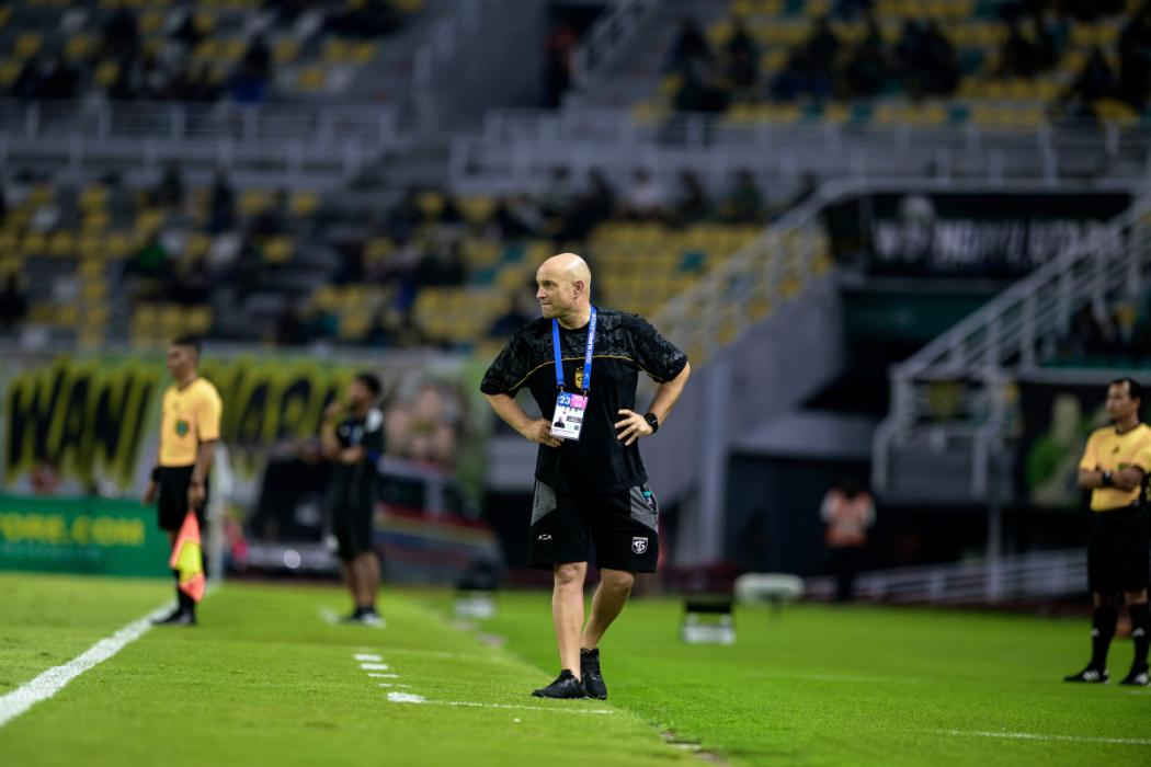 Persebaya Bungkam PSM 1-0, Bernardo Tavares Soroti Detail Kecil yang Berbuah Kemenangan