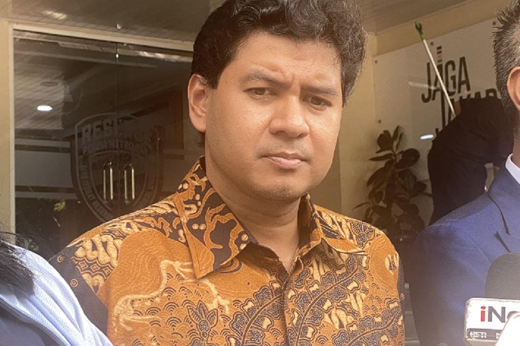 Kubu Jokowi Desak Polisi Segera Tahan Roy Suryo cs: RRT Siap-Siap Kau!