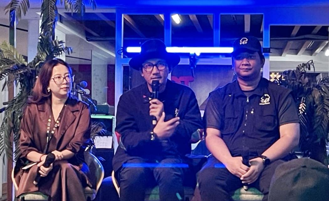 Lucu! Sandy Canester Ciptakan Lagu Setelah Ngobrol dengan Pohon