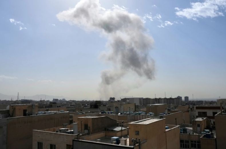 Israel Serang Iran, Menhan Katz Berlakukan Keadaan Darurat