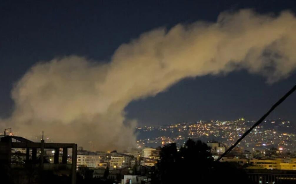 Israel Bom Beirut usai Serangan Roket Hizbullah