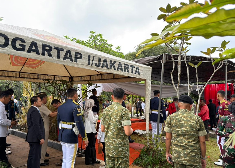 Try Sutrisno akan Dimakamkan Satu Blok dengan BJ Habibie hingga Ani Yudhoyono