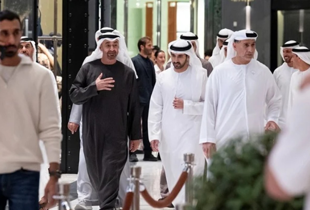 Kejutan! Presiden UEA dan Menhan Santai di Dubai Mall saat Drone Iran Mengancam