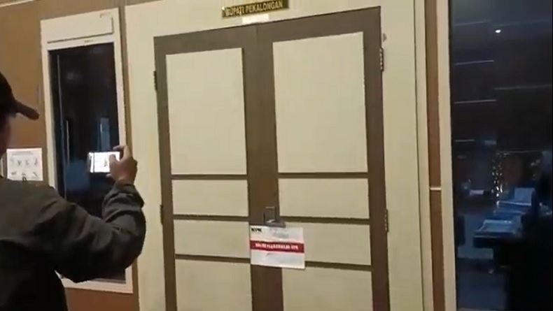 Penampakan Kantor Bupati Pekalongan Fadia Arafiq Disegel KPK