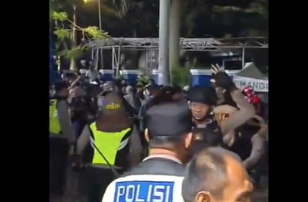 PSSI Geram Insiden Suporter, Larangan Suporter Tandang Bisa Berlaku Lagi Musim Depan