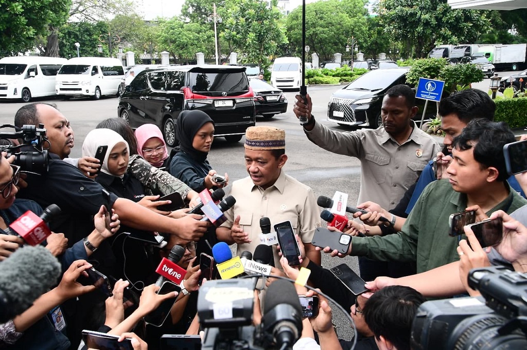 Prabowo Ingin Percepat Konversi 120 Juta Motor Bensin Jadi Listrik