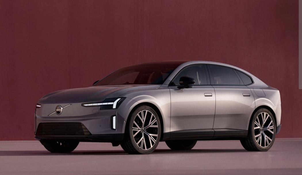 Sedan Listrik Mewah Volvo ES90 Mengaspal di Indonesia, Jarak Tempuh Tembus 661 Km