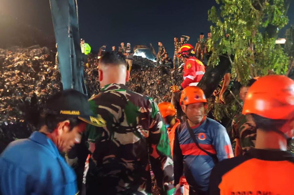 Korban Tewas Longsor TPST Bantargebang Bertambah Jadi 4 Orang, 2 Selamat