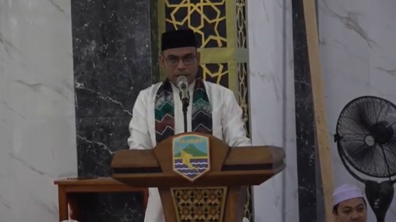 Pemkab Kotabaru Hadiri Safari Ramadan di Sungai Kupang