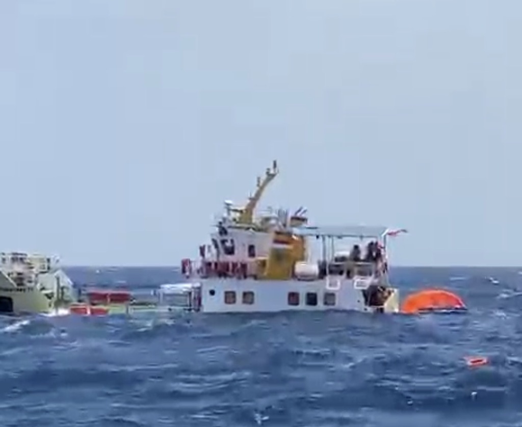 Kapal Penumpang KM Gandha Nusantara 17 Tenggelam, 7 Penumpang Hilang