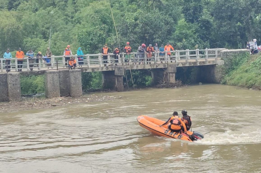 Tragis! Bocah Tenggelam di Sungai Bendo Mongal Kediri Ditemukan Tewas