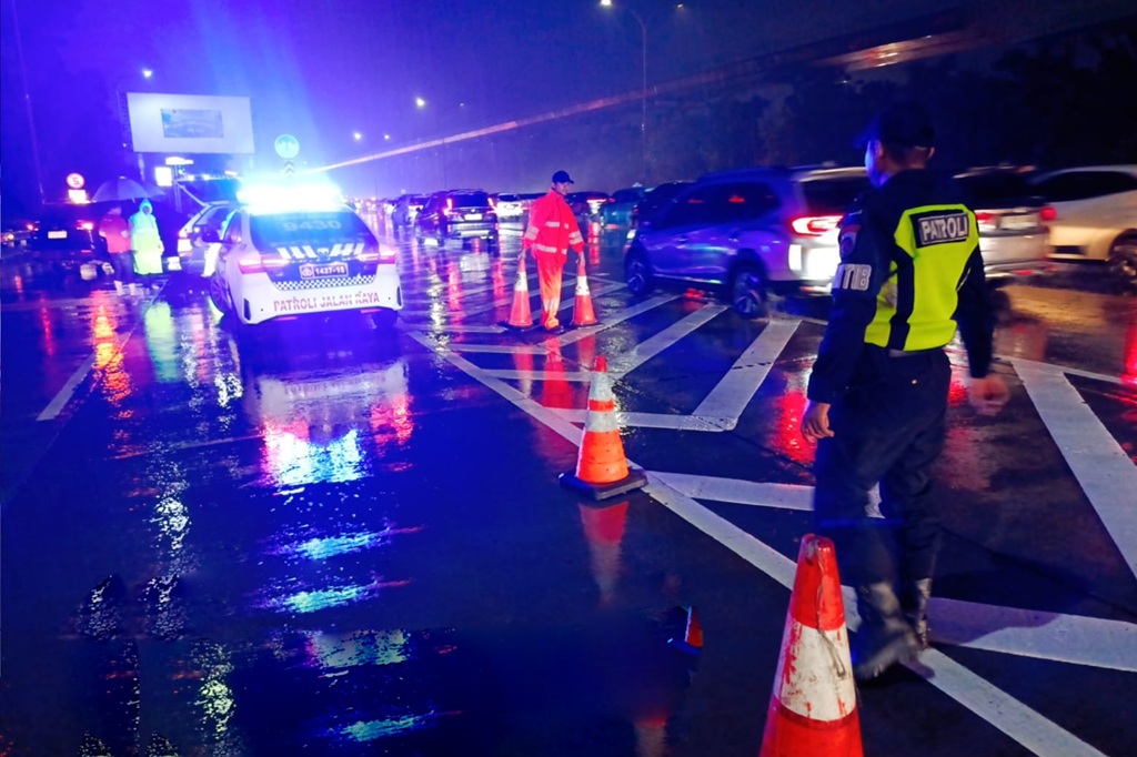 Tol Jagorawi Banjir saat Mudik Lebaran 2026, Penyebabnya Terungkap!