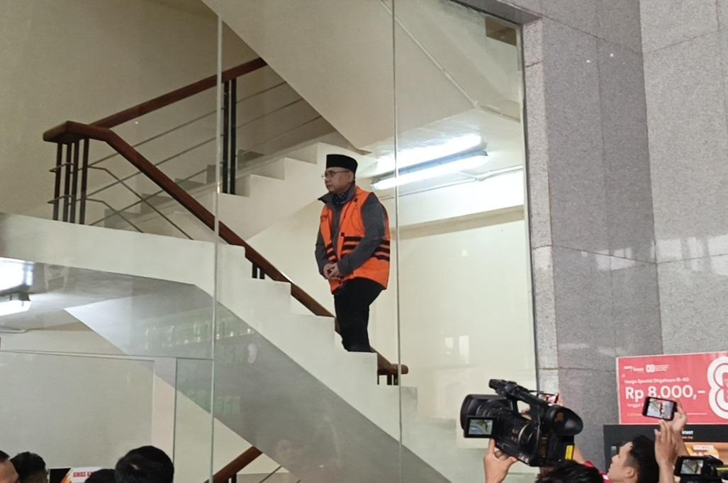 Yaqut Bersyukur Lebaran di Rumah meski Tahanan KPK: Alhamdulillah Bisa Sungkem ke Ibu