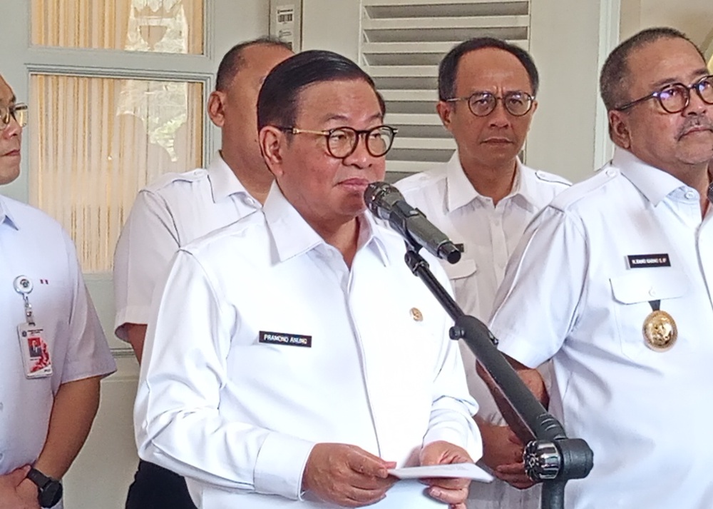 Heboh Mobil Parkir Liar di Monas Dikempesi, Pramono Minta Jukir Turut Ditindak