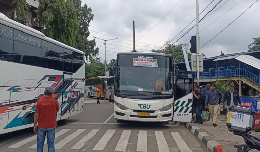 Arus Balik Lebaran, 4.103 Pemudik Tiba di Terminal Kampung Rambutan Hari Ini