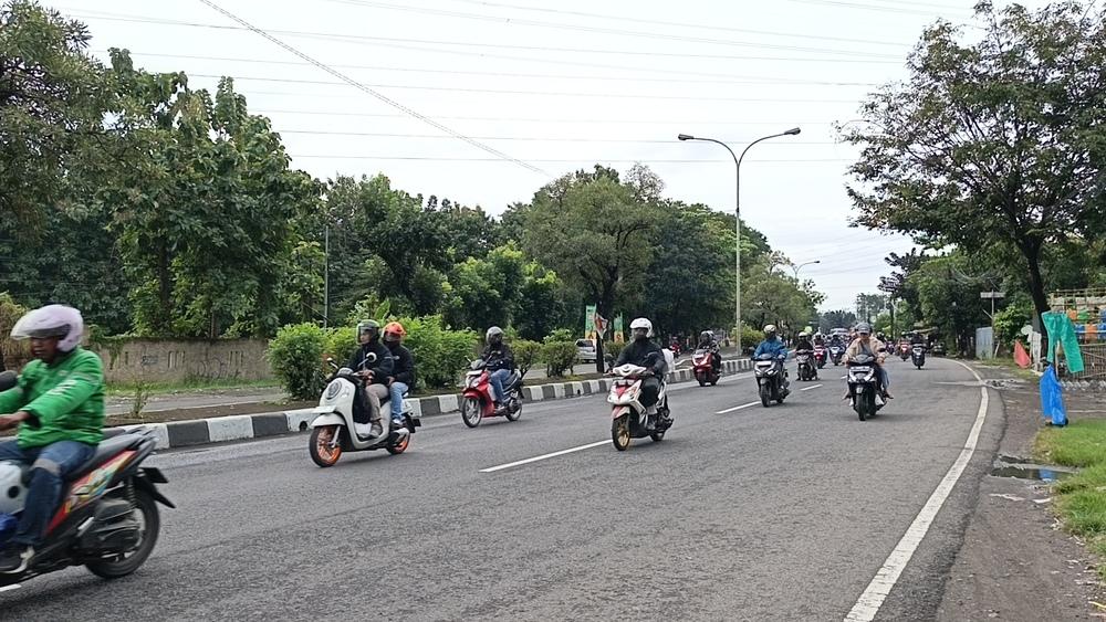Arus Balik Pantura Cirebon Masih Dipadati Pemudik Motor, 38.449 Kendaraan Melintas