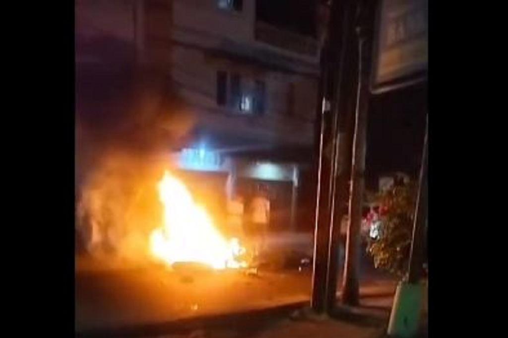 Kecelakaan Mengerikan 2 Motor Bertabrakan hingga Terbakar di Medan, 2 Orang Luka