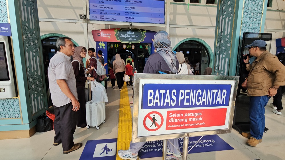 Arus Balik Masih Tinggi, 18.753 Penumpang Tiba di Stasiun Pasar Senen