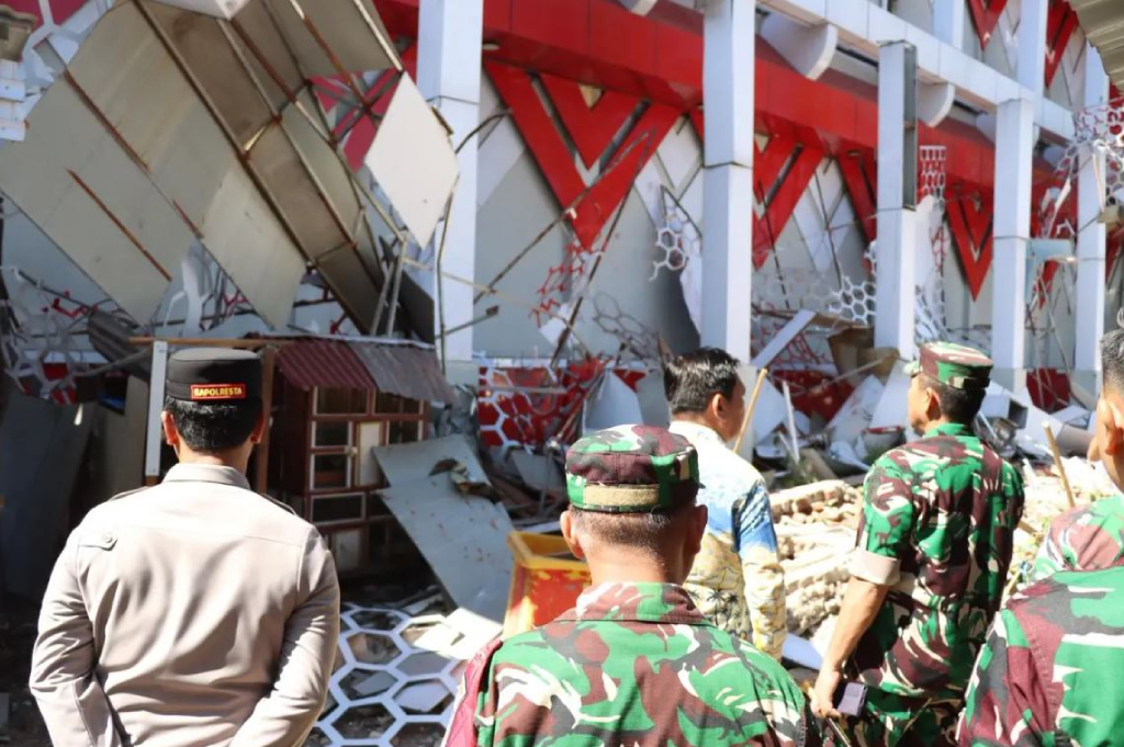 Respons Cepat Gempa, Kapolres Manado Turun Langsung Imbau Warga Jangan Panik