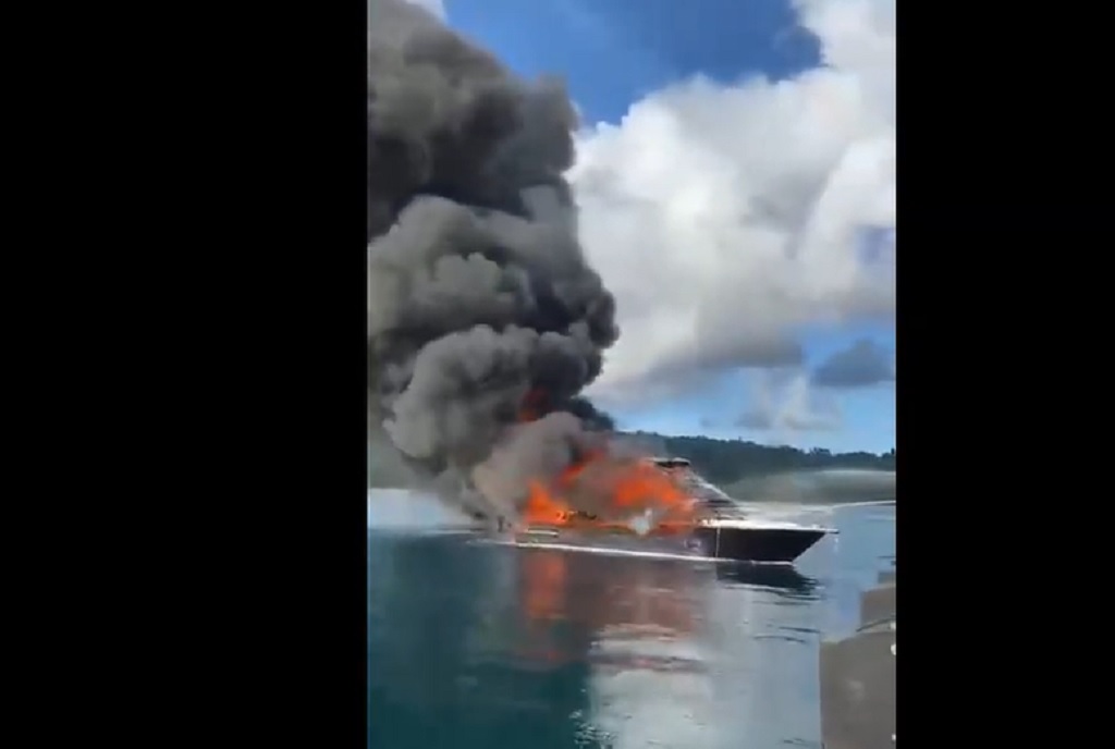 2 Speedboat Perusahaan Kayu di Sula Meledak dan Terbakar, 1 Awak Luka Parah