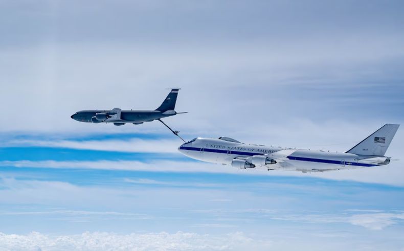 Pesawat 'Kiamat' Trump Keluar Kandang Jelang Berakhirnya Batas Waktu untuk Iran, Ada Apa?