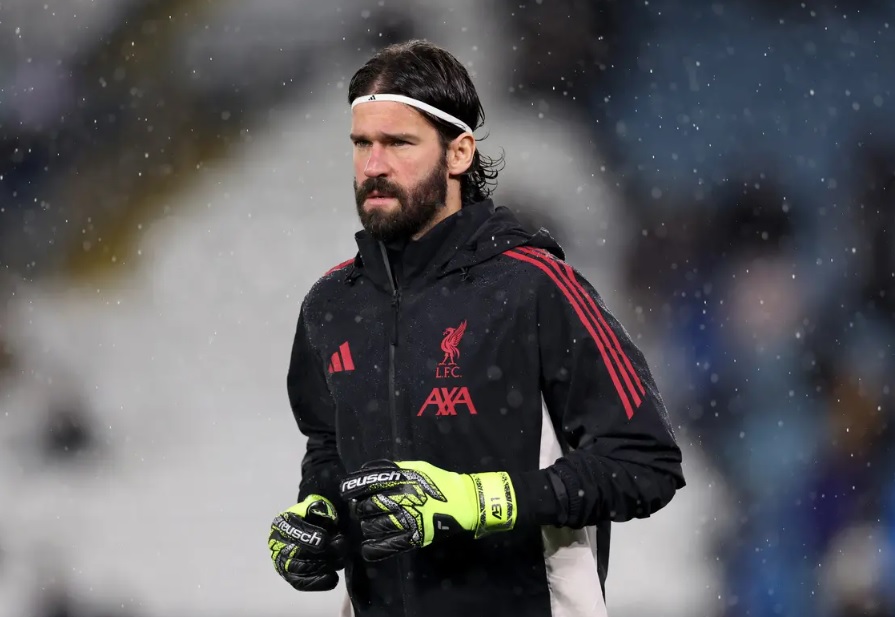 Alisson Becker ke Juventus? Ini Biaya Transfer dan Gaji yang Harus Dibayar